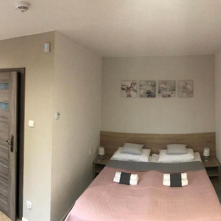 Pokoje Cztery Pory Roku Mikołajki Exterior foto